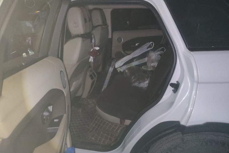 Used Land Rover Range Rover Evoque 2018 240 PS SE Smart Brilliance Edition
