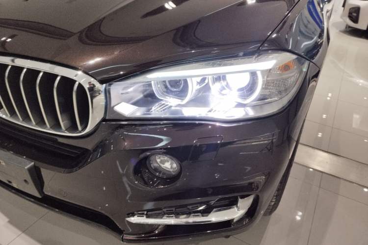 Used BMW X5 2017 xDrive28i
