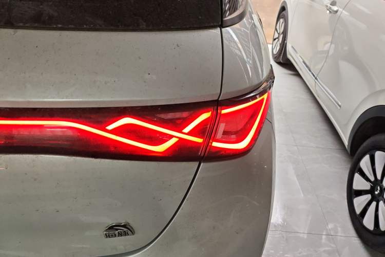 Used BYD Dolphin 2021 405 km Fashion Edition
