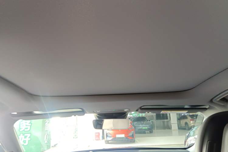 Used Lynk & Co 07 2024 EM-P 126 Long-Range Ultra
