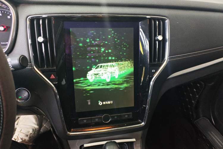 Used Roewe RX5 2016 20T Two-Wheel Drive Automatic Internet Smart Edition