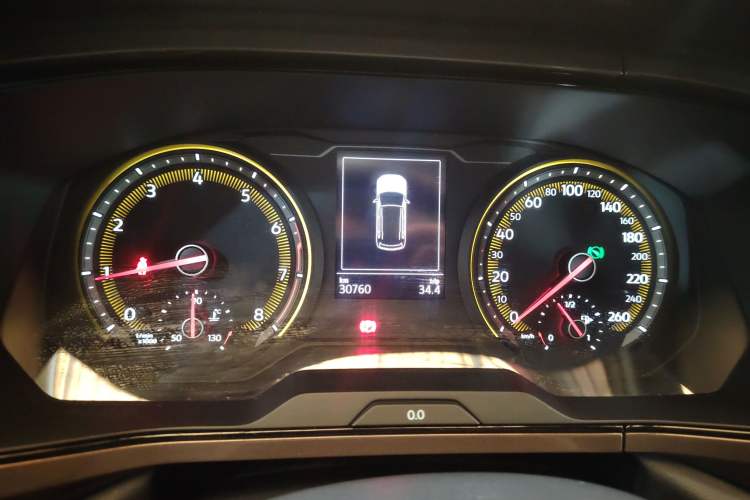 Used Volkswagen Tharu 2020 280TSI Two-Wheel Drive Luxury Edition China VI Standard
