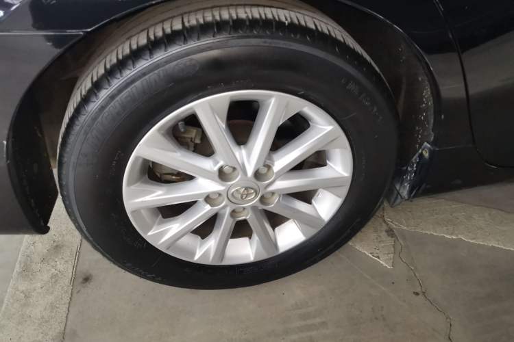 Used Toyota Camry 2015 2.0G Premier Edition