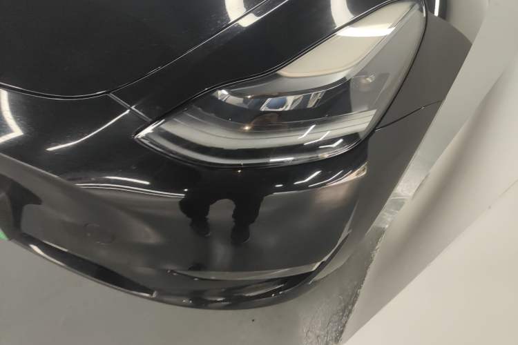 Used Tesla Model Y 2021 Long-Range All-Wheel-Drive Version