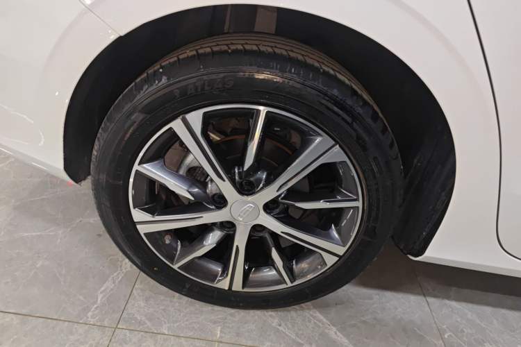 Used Geely Auto Emgrand 2023 4th Generation Champion Edition 1.5L CVT Prestige Model