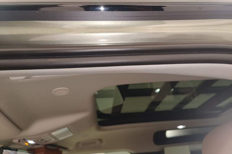 Used Land Rover Defender 2023 Revised Version 90 3.0T P400 Dark Edition