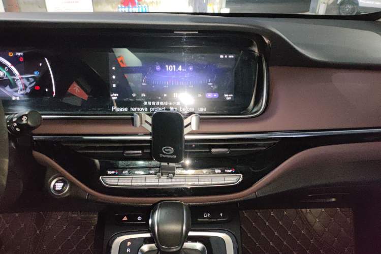 Used GAC Trumpchi M6 2021 PRO 270T DCT Luxury Edition
