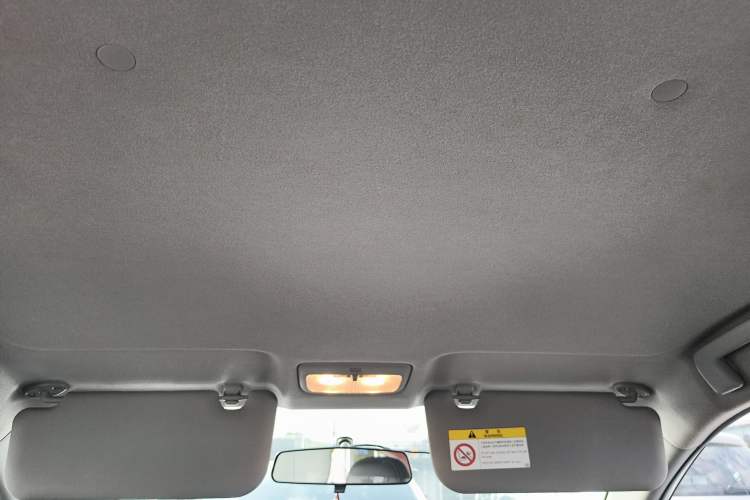 Used Toyota YARiS L 2019 1.5E CVT Dynamic Edition China VI compliant