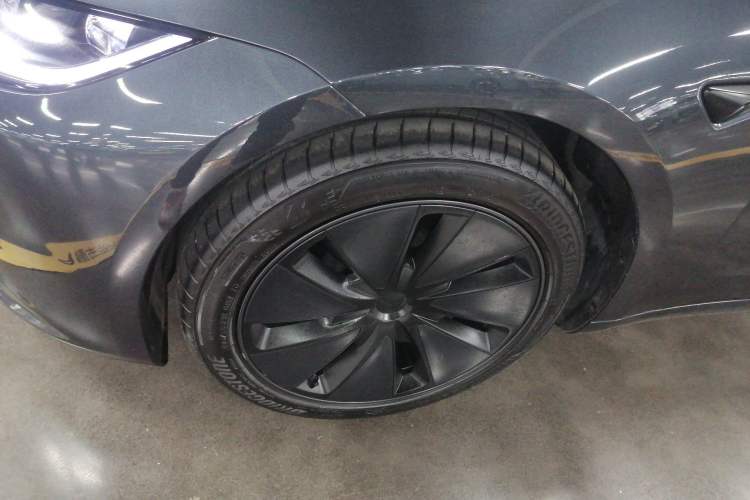 Used Tesla Model 3 2025 Rear-Wheel-Drive Version
