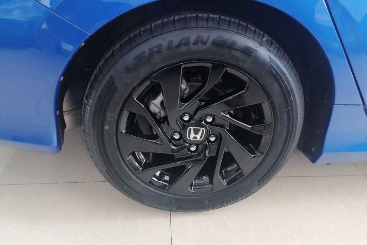 Used Honda Civic 2016 220TURBO CVT Luxury Edition
