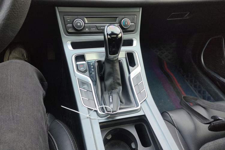 Used Geely Auto Emgrand 2021 UP 1.5L CVT Luxury Model
