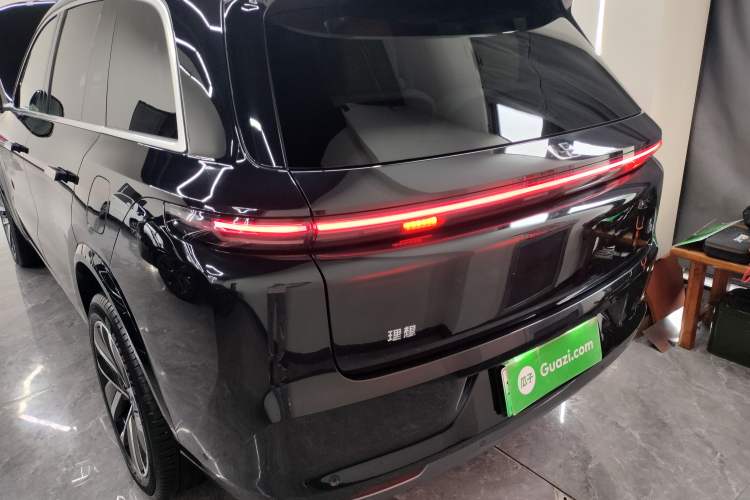 Used Li Auto L8 2023 Pro Model
