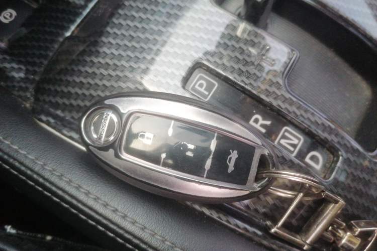 Used Nissan X-Trail 2019 2.5L CVT Smart Connect Luxury Edition 4WD
