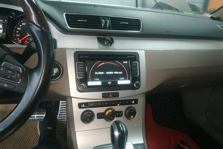 Used Volkswagen Magotan 2015 Revised 1.8TSI Prestige Version
