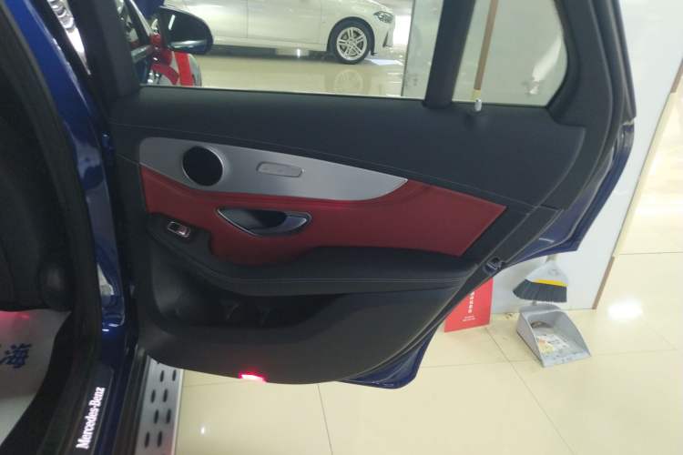 Used Mercedes-Benz GLC 2020 Facelift GLC 300 L 4MATIC Dynamic Edition
