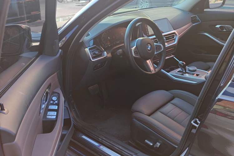 Used BMW 3 Series 2020 Facelifted 325Li M Sport Night Edition Package
