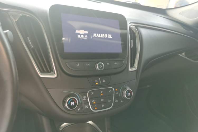 TDK.VehicleDetails.img