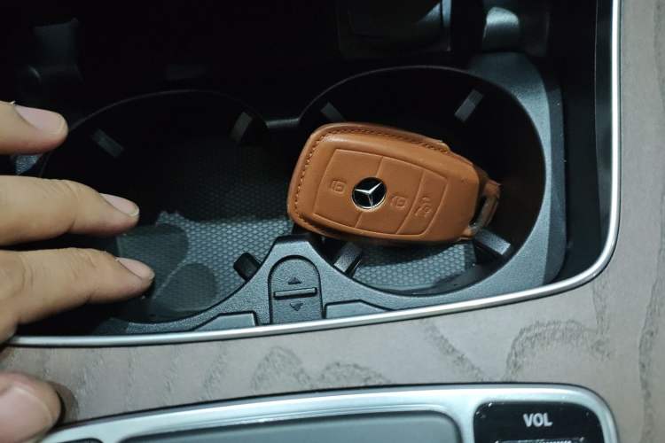 Used Mercedes-Benz E-Class 2022 Updated E 300 L Luxury Edition