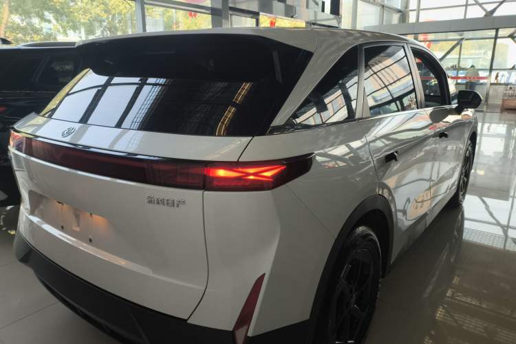 Used Venucia VX6 2024 450 Travel Edition
