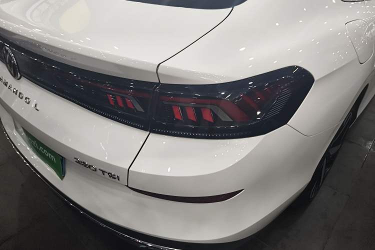 Used Volkswagen Lamando 2023 Lavida L 280TSI DSG Cool & Spicy Edition
