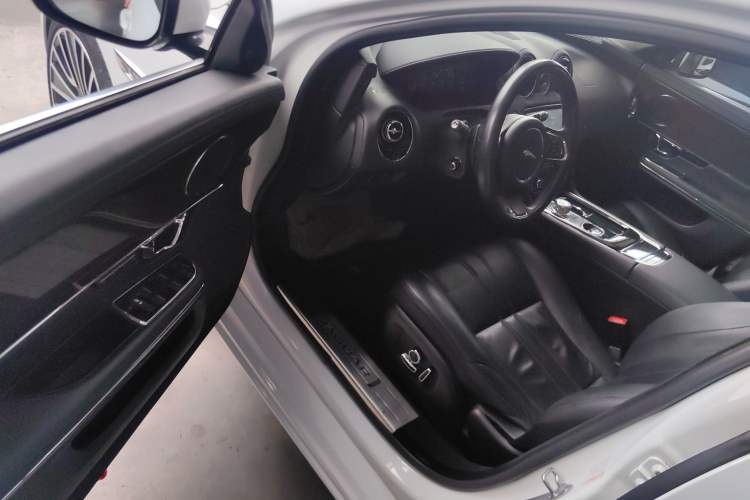 Used Jaguar XJ 2018 XJL 3.0 SC Two-Wheel-Drive Elegant Business Edition