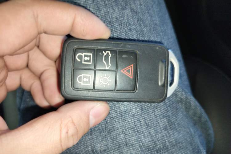 Used Volvo XC60 2017 T5 Smart Upgrade Edition
