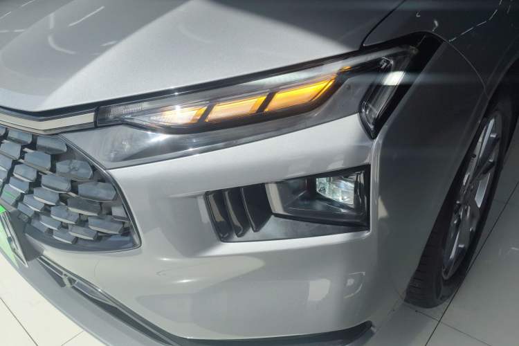 Used Ford Mondeo 2023 1.5T E-Hybrid Luxury Version
