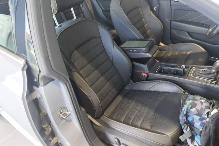 Used Volkswagen FAW-Volkswagen CC 2024 380TSI Striking Edition
