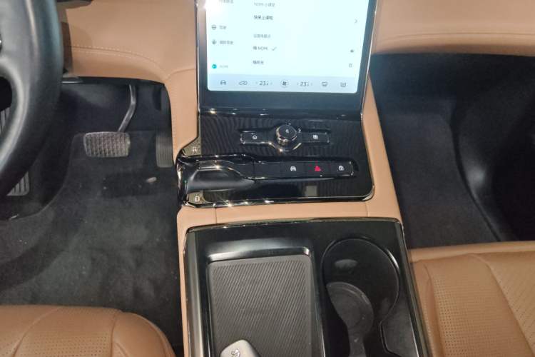 Used Nio ES8 2020 415 km Signature Edition 6-Seater Version
