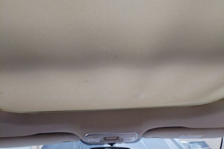 Used Geely Auto Emgrand X7 Sport 2018 1.8TD Automatic Two-Wheel Drive Smart Connect 4G Internet Edition
