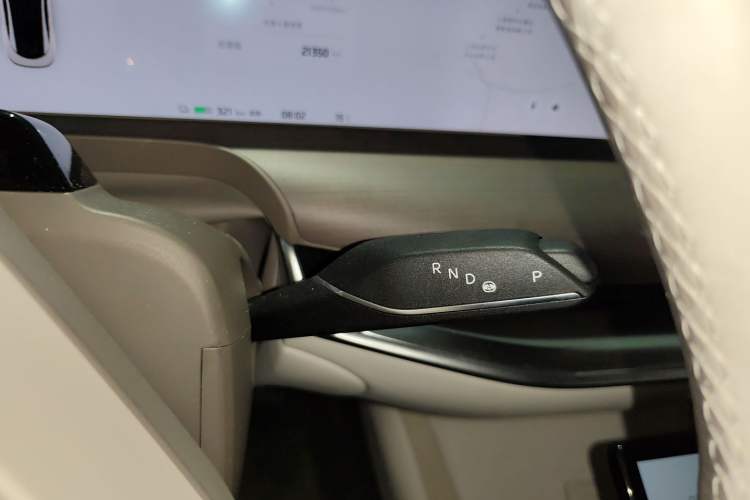 Used  L7 2022 Pro Model