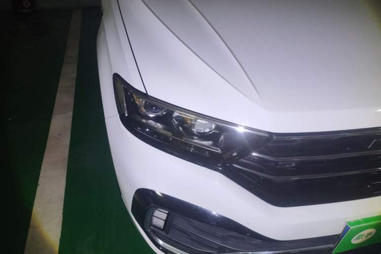 Used Volkswagen T-ROC 2022 280TSI DSG Two-Wheel Drive R-Line Pro PLUS
