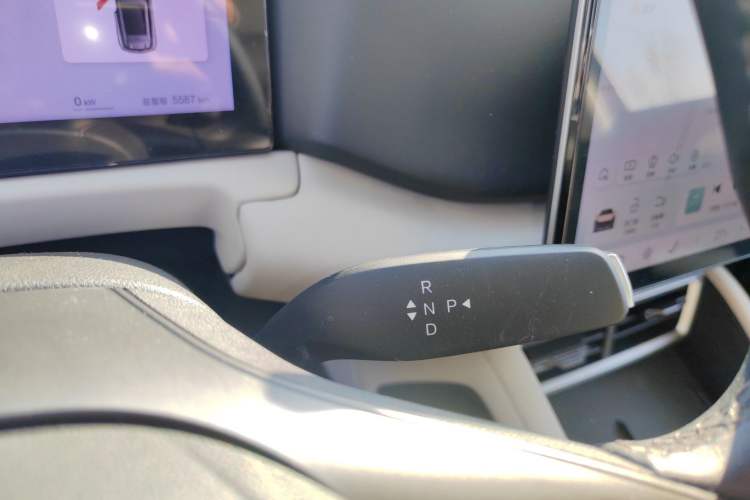 Used BYD Yuan UP 2025 Intelligent Driving Version 401 km Beyond-Range Edition