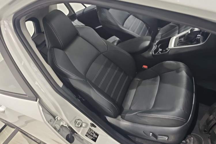 Used Toyota Wildlander 2023 2.0L CVT Four-Wheel Drive Luxury PLUS Edition
