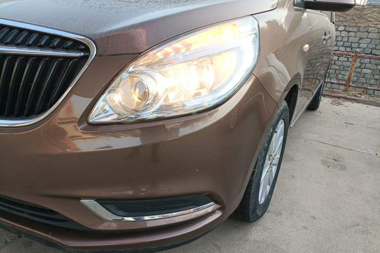 Used Buick GL8 2018 28T Luxury Model China VI Standard