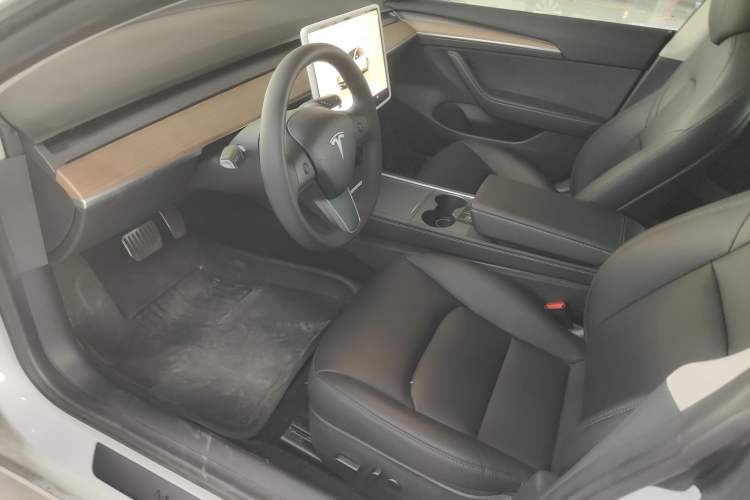 Used Tesla Model 3 2022 Rear-Wheel-Drive Version
