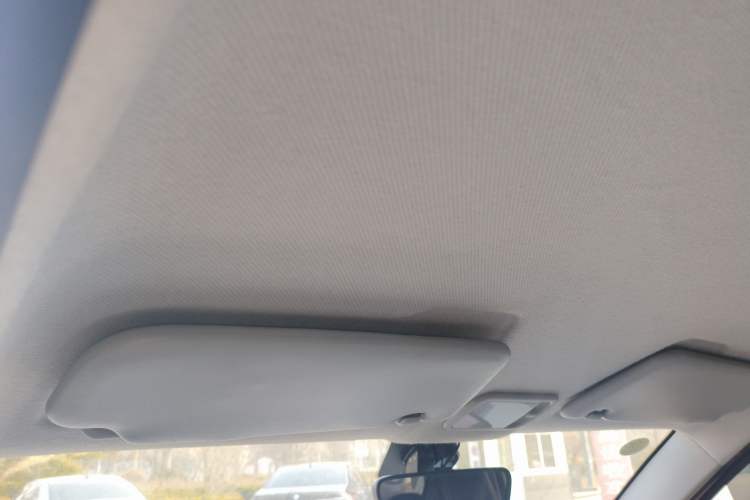 Used Wuling Hongguang MINIEV 2022 Macaron Premium Model – Lithium Iron Phosphate