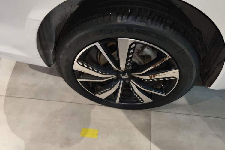 Used  ER6 2020 620 km Smart Edition
