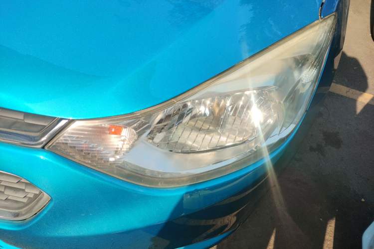 Used Chevrolet Sail 2015 Sail 3 1.5L AMT Happiness Sunroof Edition