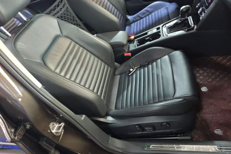 Used Volkswagen Magotan 2019 330TSI DSG Luxury Model China V Standard
