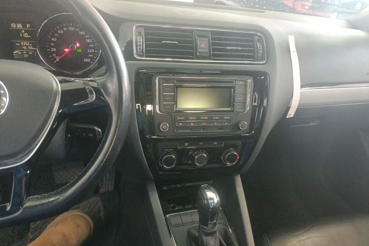 Used Volkswagen Sagitar 2015 1.6L Automatic Comfort Model