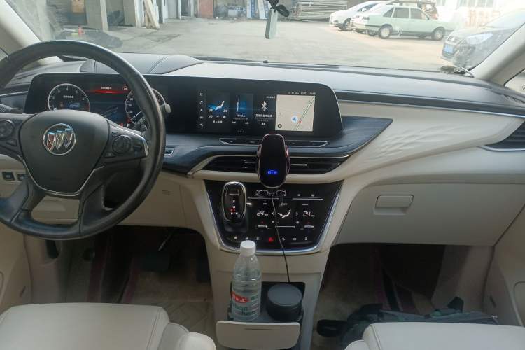 Used Buick GL8 2020 Avenir Avia Six-Seat Deluxe Edition