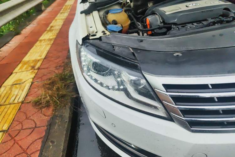 Used Volkswagen FAW-Volkswagen CC 2013 2.0 TSI Ultimate Model
