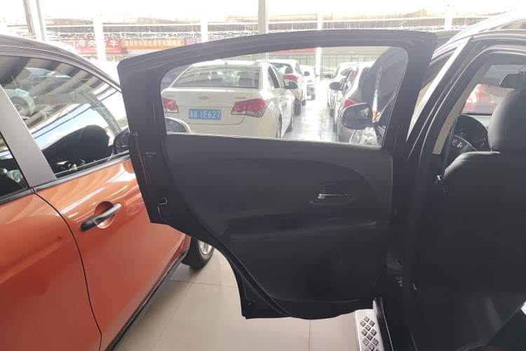 Used Honda Vezel 2017 1.5L CVT 2WD Comfort Model
