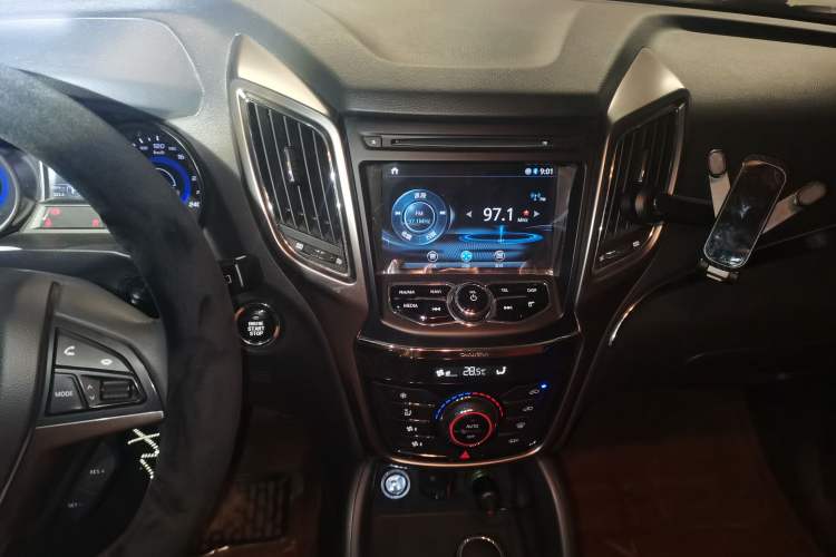 Used Changan CS75 2015 1.8T Automatic All-Wheel Drive Elite Version China IV Standard
