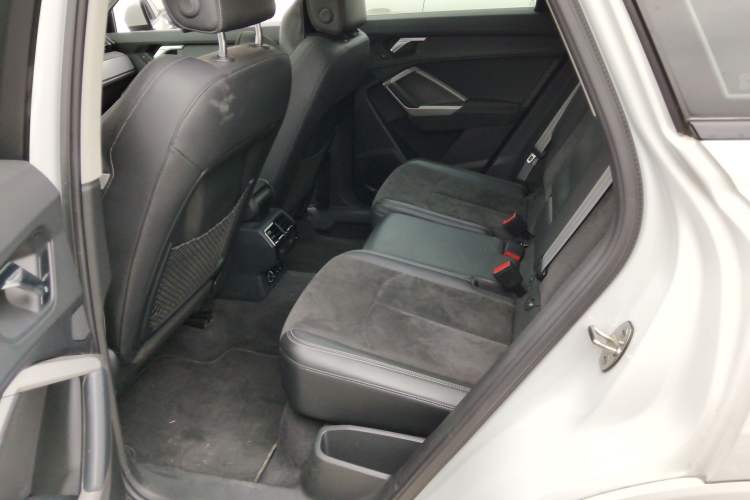 Used Audi Q3 2020 35 TFSI Fashion Dynamic Model
