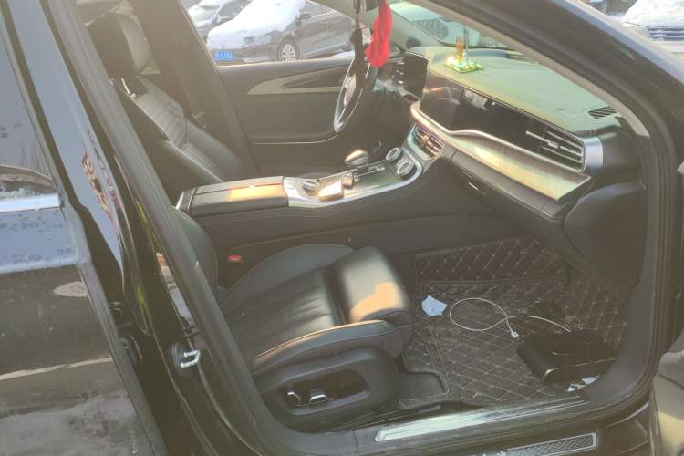 Used Hongqi H9 2022 2.0T Smart Connect Flagship Edition
