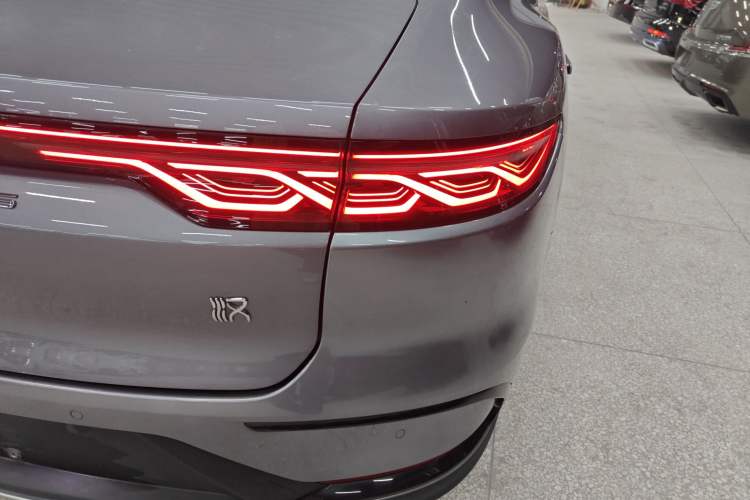 Used BYD Han 2023 EV Champion Edition 506KM Front-Wheel-Drive Premium Model
