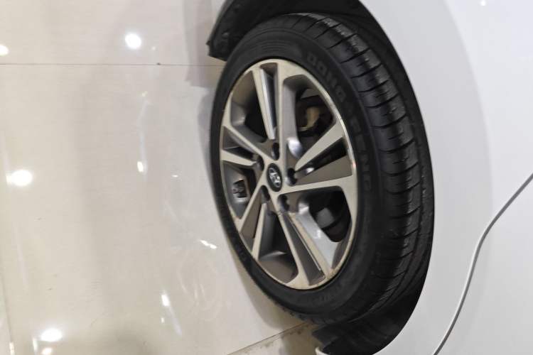 Used Hyundai Elantra 2016 1.6L Automatic ZhiXuan – Elite Version
