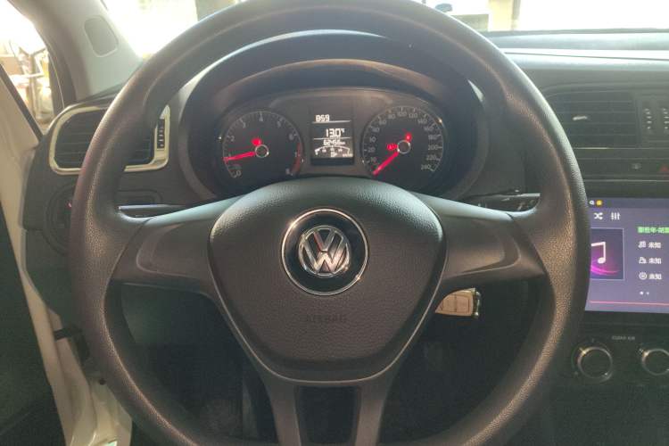 Used Volkswagen Polo 2016 1.4L Manual Fashion Model
